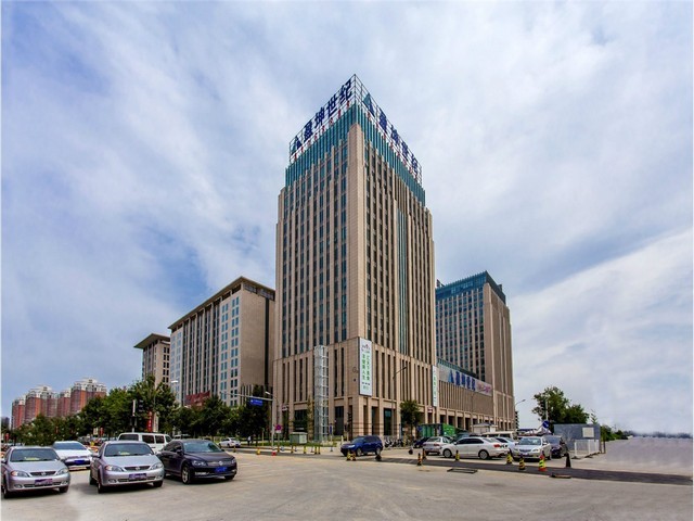 密云区四柱液压机厂家供应